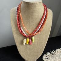 Collier en perles colorées et pierres précieuses avec breloque poisson, fait main, perles de rocaille, bijoux de plage, style côtier mignon, cadeau pour elle