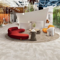 Dalles de moquette en nylon de 33,3 x 100 cm, aspect sans joint, pour bureaux modernes et revêtements de sol de luxe pour hôtels.