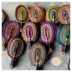 Éventail en feuilles de palmier tissées à la main au Vietnam, style bohème, naturel, pour la décoration de la maison et les fêtes de mariage, Noël - Caryln - Product Image 1