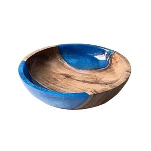 Bol décoratif en résine surface polie artisanale lisse aspect brillant parfait pour les salades snacks ou la décoration intérieure de la maison - Product Image 5