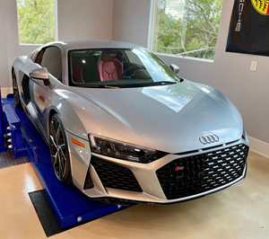 Audi R8 Coupé V10 GT LWD d'Occasion 2022, Véhicule de Luxe d'Occasion, Conduite à Gauche/Droite, Importation Europe, Livraison Rapide, en Vente - Product Image 1