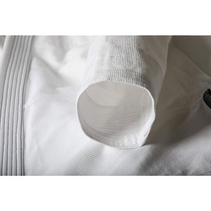 Uniforme léger BJJ Gi pour Jiu Jitsu brésilien Kimono ensemble équipement d'entraînement hommes femmes grappin costume coton vêtements martiaux - Product Image 4