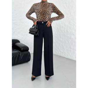Pantalones Palazzo Negros Elegantes de Ouz Fashion para Mujer - Pantalones Anchos con Estilo para Oficina y Ocasiones Especiales - Product Image 2