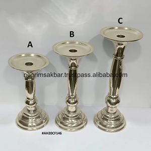 เชิงเทียนอลูมิเนียมทำด้วยมือขนาดกลางเคลือบเงาและทองเหลืองสำหรับตกแต่งงานแต่งงานและคริสต์มาส - Product Image 2