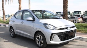 Hyundai Grand i10 GL 1.2L Gasolina, Modelo 2024, Color Plata, Transmisión Automática, Usado, Limpio y en Perfectas Condiciones - Product Image 3