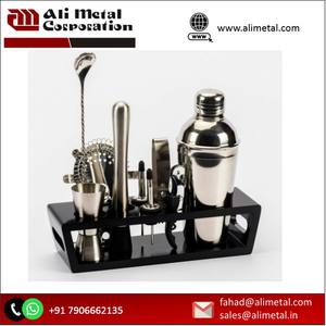 Outil de barre essentiel de bouteille d'acier inoxydable 750 avec le support en bois pour la maison de barre et entièrement la personnalisation. - Product Image 6