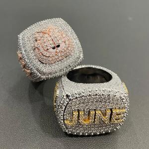 La Plus Réclamée Forme Carrée Exclusive Conception Ronde Moissanite Diamant Lettre Personnalisée Hommes Bague Hip Hop Pour Cadeau à Bon Prix - Product Image 3