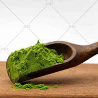 Poudre de feuilles de neem pure pour l'ubtan traditionnel indien et le masque facial éclaircissant naturel pour la beauté du jour du mariage