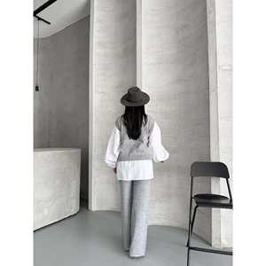 Ensemble de tricots élégants pour femmes 1561 : chemise et pull assortis - Product Image 2