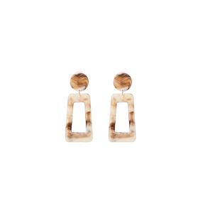 Pendiente de resina epoxi de venta Premium Aspecto excelente Nuevo diseño Pendiente de joyería para mujer Buen acabado Pendiente de resina de calidad de exportación - Product Image 6