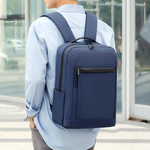 Mochila Urbana de Negocios de Lujo para Hombre TIN DUC, Lista para Exportar, Fabricada en Vietnam con Poliéster Resistente, OEM ODM, Envío Inmediato - Product Image 4