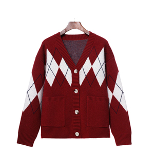 เสื้อสเวตเตอร์แขนยาวของผู้หญิงผ้านิ่มระบายอากาศได้ดีชุดฤดูหนาวที่มีลวดลายสีพื้นสวยงาม - Product Image 1