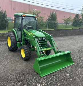 John Deere 1023E 2025, 21HP, 2WD, Cargadora de Ruedas con Transmisión por Engranajes, Retroexcavadora, Tractor Compacto de Ruedas, Máquina Utilitaria Agrícola - Product Image 4