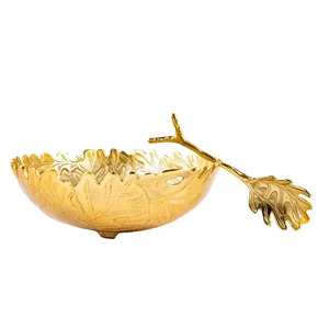 Meilleures ventes - Bol de service décoratif rond en aluminium doré fait à la main pour la maison et la restauration - Taille personnalisée disponible - Product Image 6