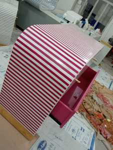 Armoire console de style moderne avec incrustation d'os Tiroir de coffre élégant pour maison ferme hôtel ou hall tabourets et poufs décoratifs - Product Image 2