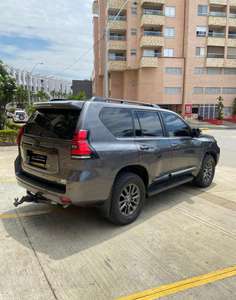 Toyota Land Cruiser Prado SUV Híbrido 2020 - Product Image 2