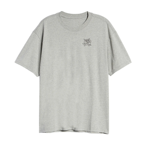 เสื้อยืดพรีเมียมสำหรับผู้ชาย ผลิตจากวัสดุรักษ์โลก สวมใส่สบายในชีวิตประจำวัน พร้อมปักโลโก้ตามสั่ง คอเสื้อนุ่ม คุณภาพสูง - Product Image 6