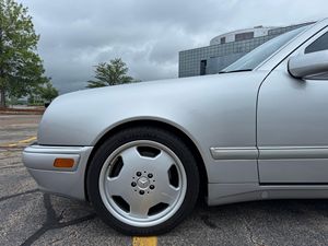 ข้อเสนอสุดพิเศษ! รถเมอร์เซเดส-เบนซ์ E55 AMG ปี 1999 พร้อมส่งมอบ - Product Image 6