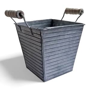 Maceta Redonda de Metal Galvanizado con Diseño Acanalado Elegante para Jardín Rústico y Decoración de Exteriores - Product Image 6