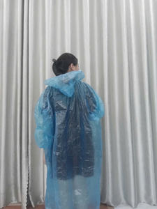 Equipo de viaje PE Chubasquero desechable Vietnam Ligero Portátil Impermeable Ropa impermeable para exteriores Equipo - Product Image 5
