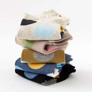 Chaussettes thermiques en polyester écologiques épaisses pour hommes, vente chaude, haute qualité, design personnalisé, logo personnalisé, couleurs vives, confortables - Product Image 4