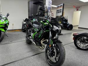 GENUINE DROPSHIPPING 2025KAWASAKI Z650 ABS NEW SUPERNAKED STREET MOTORCYCLE AUTOMOTIVE APPROVED - Product Image 3