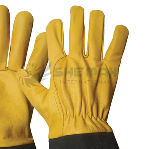Gants de soudage conçus pour la durabilité Confort et protection contre la chaleur Construction en cuir de première qualité pour le travail des métaux Fonderie et fusion - Product Image 5