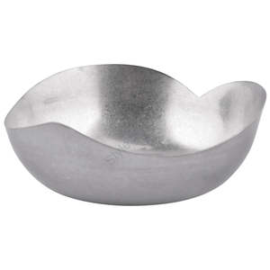 Tazón para servir Aperitivos en forma de corazón de acero inoxidable con un tazón para aperitivos vintage Tazón creativo para aperitivos perezosos con corte de corazón - Product Image 2