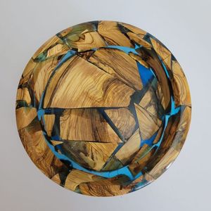 Cuenco decorativo de resina artística superficie brillante pulida diseño moderno único adecuado para bocadillos frutas o regalos - Product Image 3