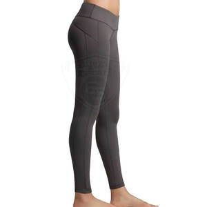 Leggings de yoga elásticos de alta calidad en stock, diseño único, hechos con la mejor calidad, ligeros. - Product Image 4