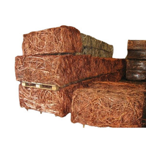 Fil de cuivre personnalisable de déchets de cuivre 99.99% de haute qualité à faible coût exporté dans le monde entier sans frais supplémentaires - Product Image 1