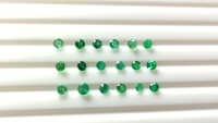Émeraude zambienne naturelle super couleur et pierre de lustre forme ronde mélange à facettes au prix de gros du fournisseur indien