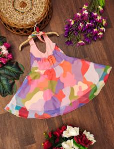 Robe ethnique pour filles Shoryam Fashion, noire, à fleurs, entièrement cousue, à séchage rapide, sans manches, mi-longue, pour les fêtes, pour les enfants de 2 à 8 ans - Product Image 2