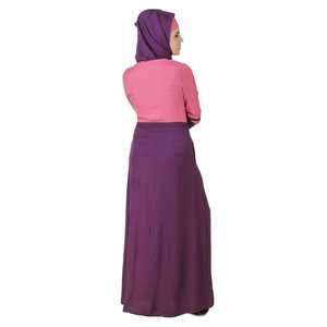Abaya Noreen Modeste en Rayonne Rose et Violet, Taille Naturelle, Design Respirant - Product Image 4