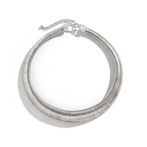 Simple exagéré métal lourd tordu couples collier ras du cou femmes spirale grande grosse croix chaîne Grunge Steampunk cadeau bijoux - Product Image 6