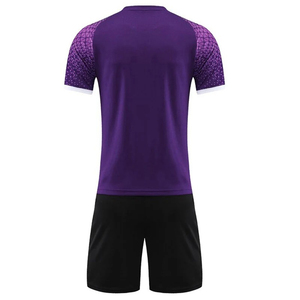 Nouvel arrivage : Ensemble d'uniformes de football unisexe respirant, séchage rapide, léger, imprimé par transfert thermique, personnalisable avec nom et logo d'équipe, short inclus - Product Image 6