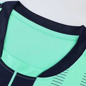 ชุดฟุตบอลคุณภาพพรีเมียมแบบปรับแต่งได้สำหรับการฝึกซ้อมทีม - พิมพ์ลายด้วยความร้อนบนผ้าโพลีเอสเตอร์แบบส่วนตัว - Product Image 3