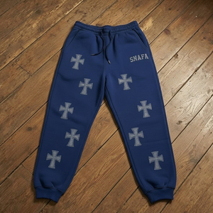 ชุดวอร์มผู้ชายประดับเพชรเทียม ชุดวอร์มผู้ชายแบบสั่งทำพิเศษ ชุดวอร์มสองชิ้น ชุดฮู้ดดี้ประดับเพชรเทียม กางเกงวอร์ม ชุดวอร์ม - Product Image 4