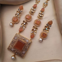 Kalung dan Anting Set Rajwari India Laris Manis untuk Wanita, Lapis Emas Antik dengan Kristal Rhinestone, untuk Pertunangan, Ulang Tahun, dan Pesta