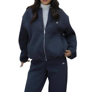 Ensemble de survêtement en polaire à fermeture éclair intégrale pour femmes, pantalon à jambe droite décontracté, vêtements de détente thermiques doux pour l'hiver, pour la vente en gros en marque privée - Product Image 2