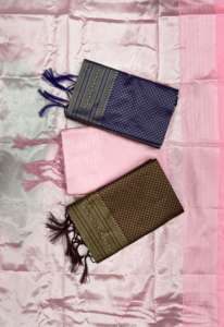 Nouveau Saree en soie Lichi à la mode avec chemisier pièce économique Style Bollywood tenue de fête pour les femmes indiennes en gros de Surat - Product Image 4