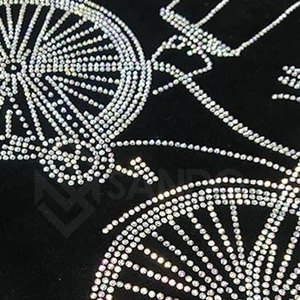 Sudadera personalizada con diamantes de imitación para hombre, sudadera con diamantes de imitación de color liso para hombre, sudadera con diamantes de imitación de alta calidad para hombre - Product Image 4