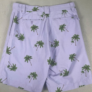 Pantalones cortos de polo de golf para hombre diseñados para la comodidad del verano con tela ligera y transpirable adecuada para uso doméstico - Product Image 2