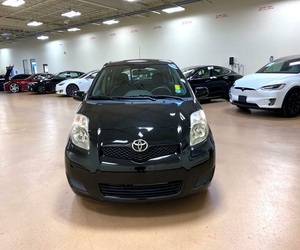 Offre exceptionnelle : Toyota Yaris d'occasion - PRÊT À EXPÉDIER - Product Image 1
