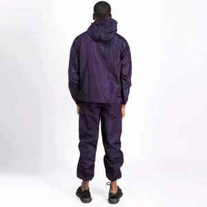 Ensemble survêtement unisexe d'hiver avec logo personnalisé, coupe-vent à capuche, 2 pièces, veste et pantalon respirants et légers - Product Image 6