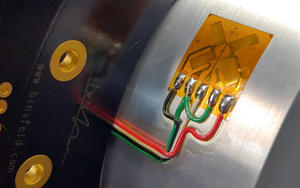 Sensor de deformación analógico para automatización industrial, uso como sensor de posición - Product Image 3