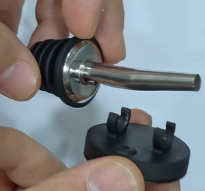 Vertedor de Botellas LED de Alta Calidad OEM, solo toque en cualquier modelo existente - Product Image 3