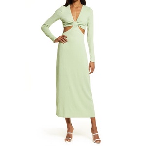 Abito tubino midi Sol Side Cutout color pistacchio con maniche a media lunghezza e design con cut-out - Product Image 1