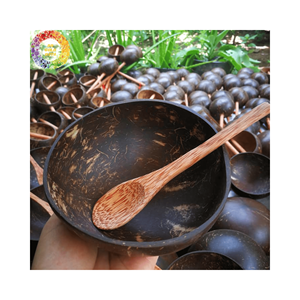 Tazón de cáscara de coco natural y ligero 100% | Artesanía pulida de alta calidad para sostener alimentos Oferta especial de Vietnam - Product Image 4