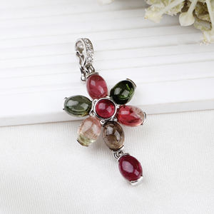 Pendentif en tourmaline naturelle pour femmes fait à la main en argent sterling massif 925 avec pendentifs fins en pierre précieuse cubique CZ et breloques en gros - Product Image 2